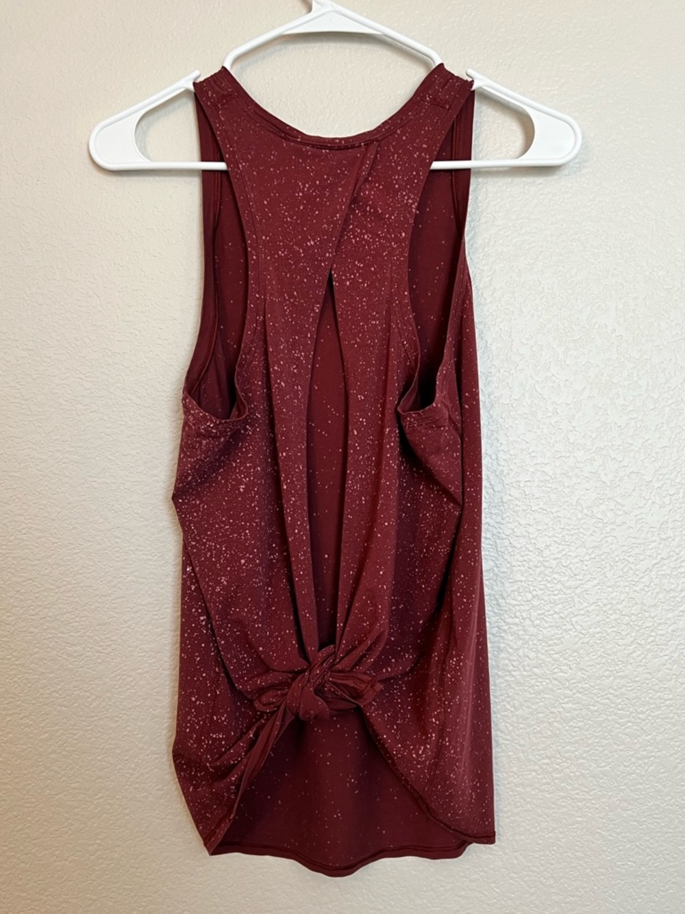 Lululemon Women's Tie-Back Racer Back Tank Top - Burgundy Speckle Size 4